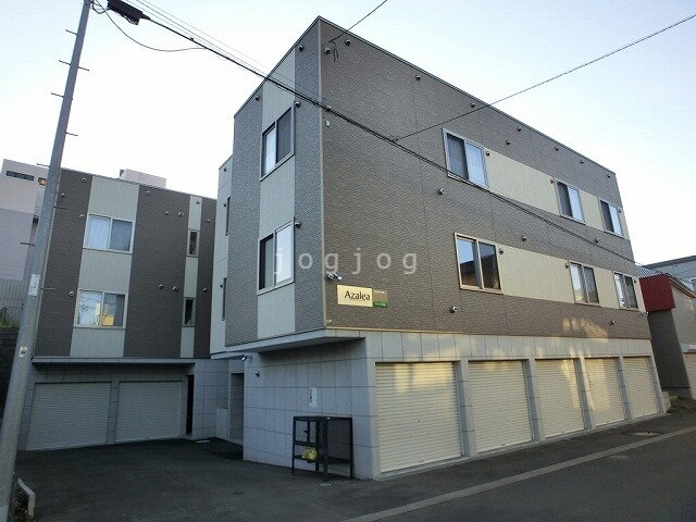アゼリア札幌東