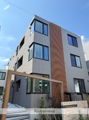 Ｋｏｍａｚａｗａ　Ｋｏｕｅｎ　ｔｅｒｒａｃｅ