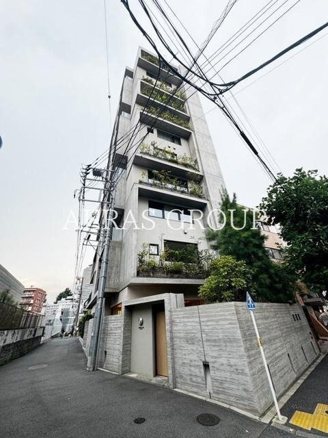 インプレスト　コア　代官山