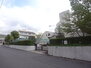 神戸市立本山南中学校（中学校）まで186m