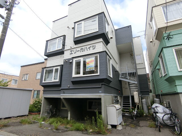 エリーカハイツ