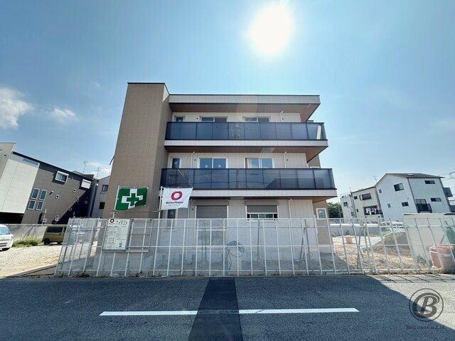 Ｄ－ＲＯＯＭ　Ｉｍａｇａｗａ　秋