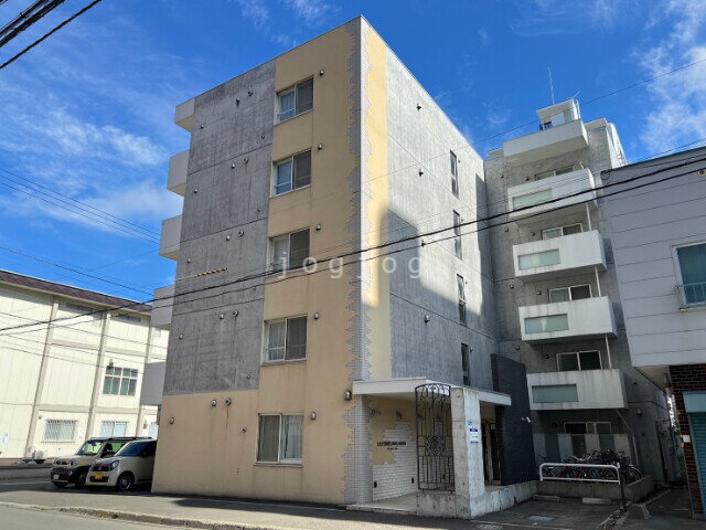 ＬＡ．ＦＯＲＴＥＭＡＲＵＹＡＭＡ