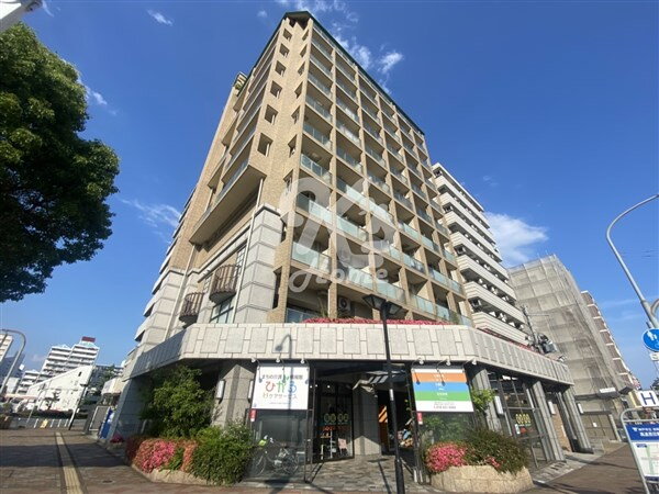 フラット長田北町