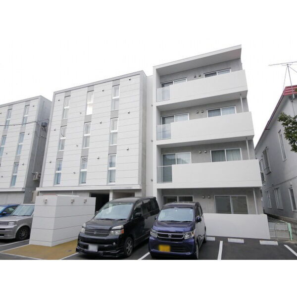 ＣＬＡＳＳＥ　Ｎ３２（クラズＮ３２）