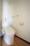 ライオンズマンション津田沼ウエスト ウォシュレット付きのトイレです。