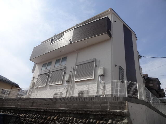 ラ・ヴィール杉田