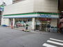 ファミリーマート 布施足代北店（コンビニ）まで217m