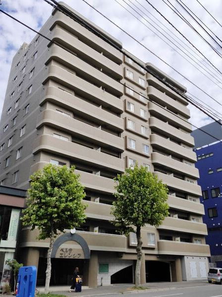 ベルサエレンシア