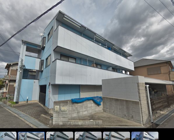 コウジィーコート