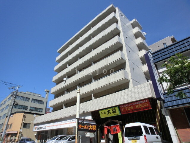 マンションブリッジ麻生 建物外観