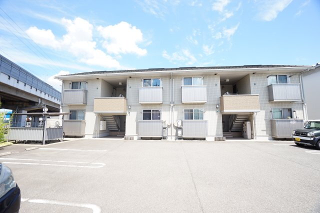 ライジングルーム和田 新福井駅 1LDK 賃貸(賃貸マンション・アパート)