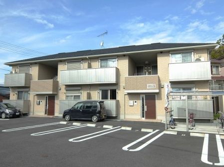 ネット無料。K-UCHIDAの外観です。