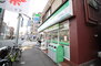 ドゥーエ町屋 ファミリーマート荒川尾竹橋店（コンビニ）まで359m