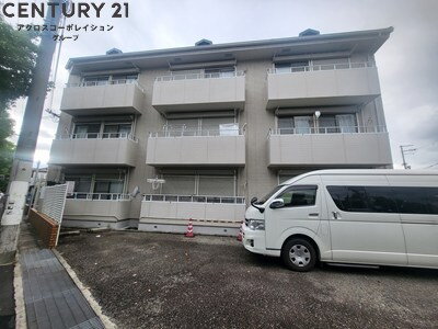 サニーハイツ 敷地内にバイク置き場あり