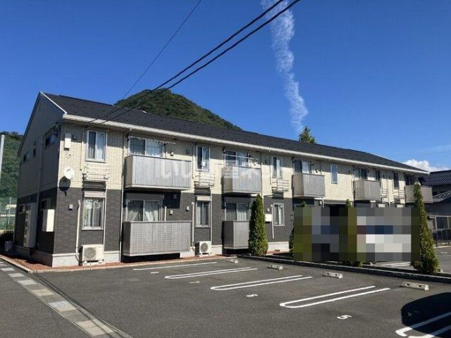 ラルジェ　Ａ棟