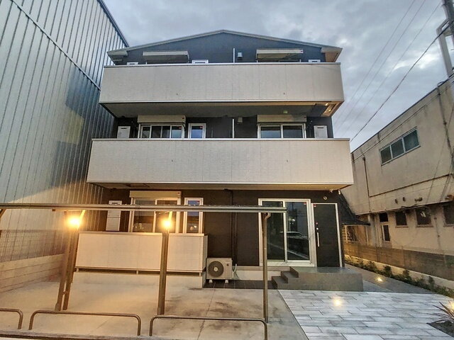 ＬｕｚＬａｚｏ　Ｅｓｙ　（ルースラソ　エシィ）