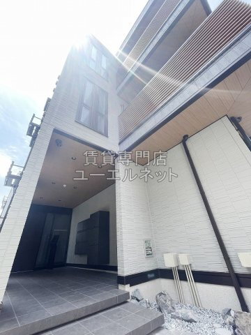Ｆｉｅｌｄ　ｃｏｕｒｔ 2026年7月完成予定
