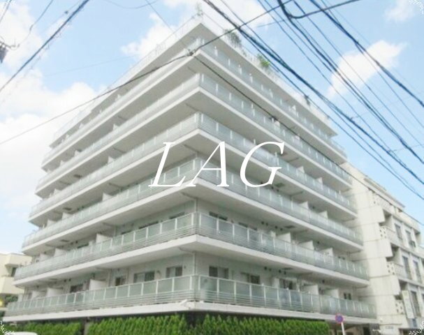 ロワールノイ王子 外観です。