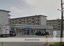 プラージュ屋島 ファミリーマート 高松屋島西町店（コンビニ）まで304m