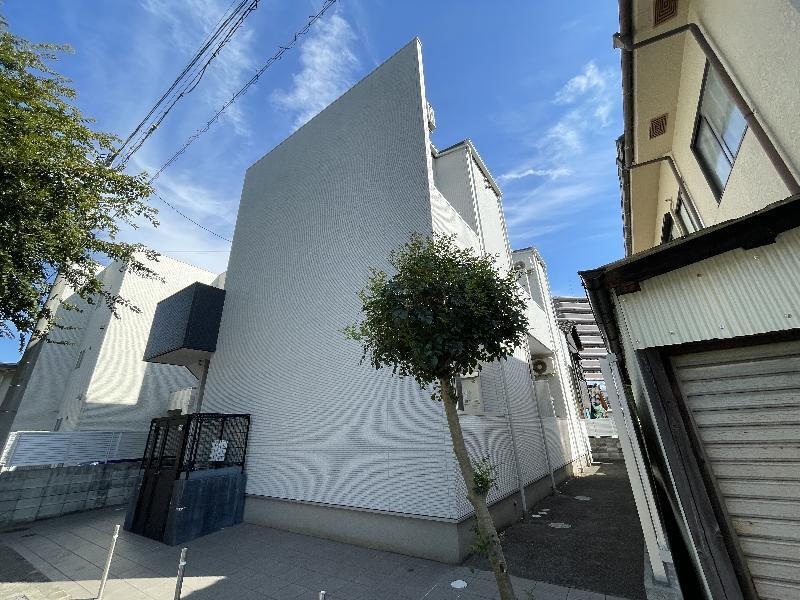 ＴＨＥ　ＨＯＵＳＥ　新水前寺