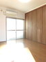 ヴィラ横須賀Ｂ 南側の洋室