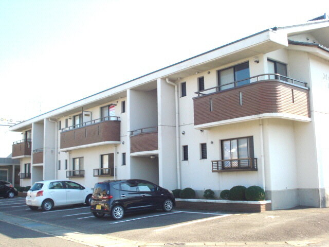 メゾンド・ロアール 西鯖江駅 2DK 賃貸(賃貸マンション・アパート)