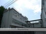 松山南高等学校（高校・高専）まで752m