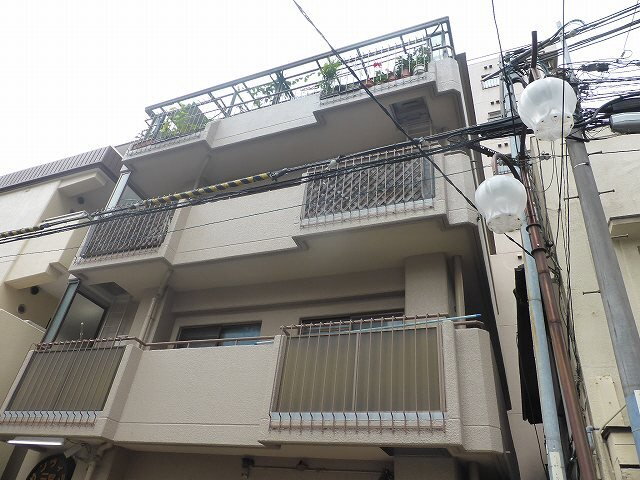 サンヴィラ三宮 建物外観を気になさる方へ、見た目の良い物件です