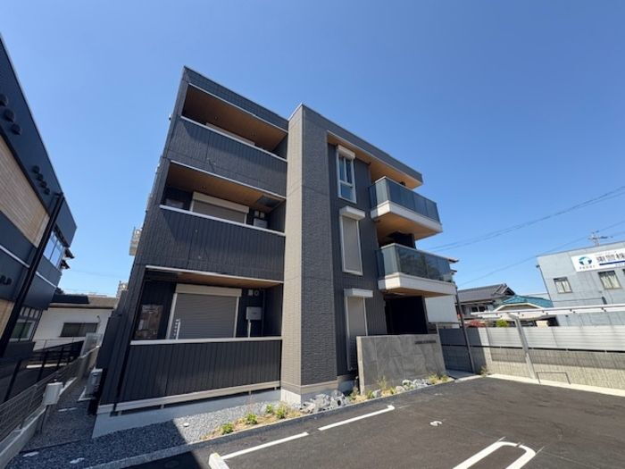 ＧＲＡＮＤ　Ｄ－ＲＯＯＭ幸町