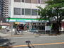 ファミール聖蹟桜ヶ丘グランデージ ファミリーマート 聖蹟桜ヶ丘店（コンビニ）まで437m