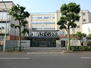 クロスレジデンス高田馬場 新宿区立西早稲田中学校（中学校）まで571m