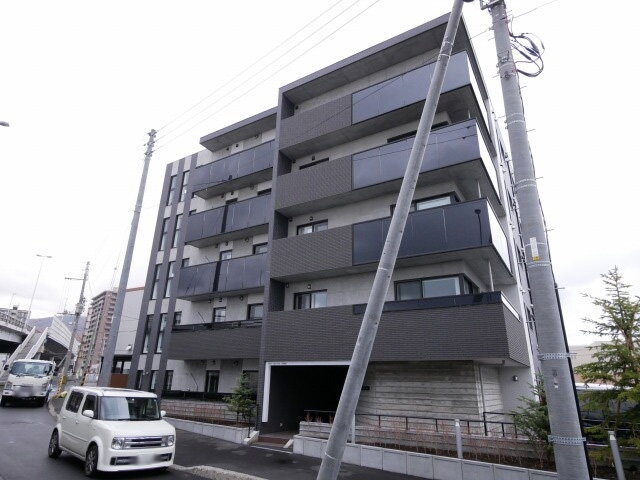 ＲＩＴＺ　ＧＲＡＮＤＥ　手稲駅前