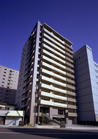 Ｇｒａｎｄ　Ｅ　ｔｅｒｎａ岡山ＩＩＩ