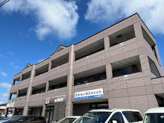 グランクリュ (Grand Cru) 岩切駅 1LDK 賃貸(賃貸マンション・アパート)