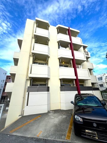 Granz楚辺 壺川駅 1K 賃貸(賃貸マンション・アパート)