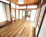 高萩市安良川戸建 6帖洋室はリビングや寝室としても使えます