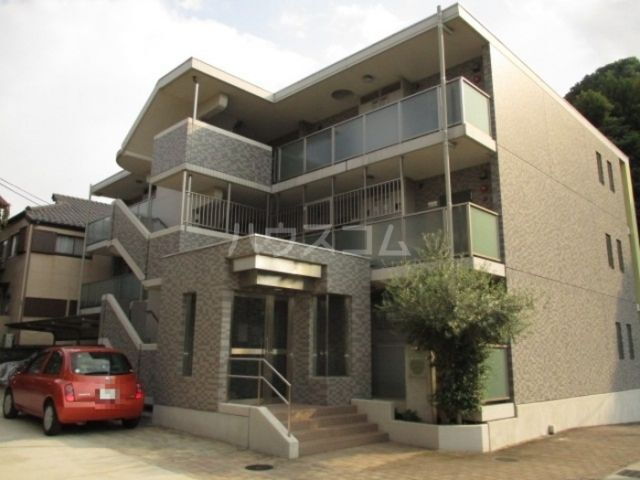 Ｍａｇｎｏｌｉａ　ｃｏｕｔ