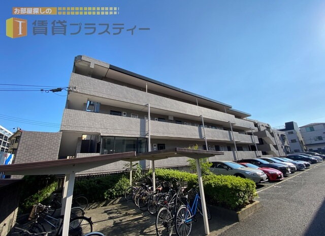 浦安市と市川市の境に
