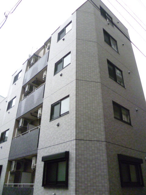 リボーンウッド