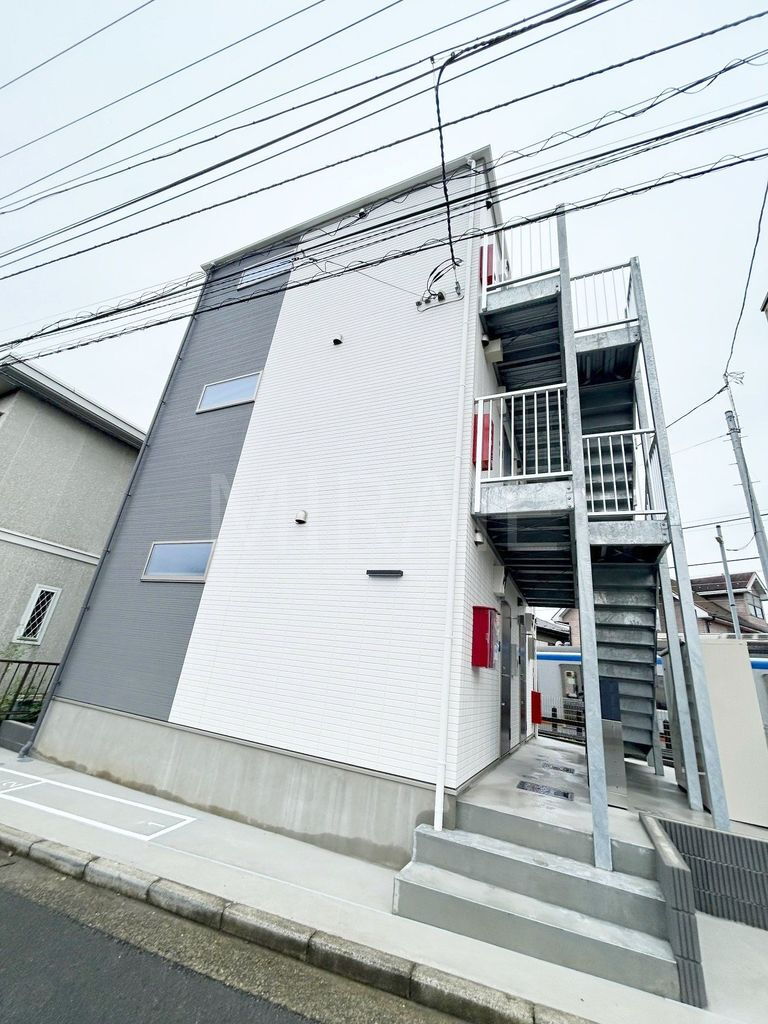 ハレ　アラワイ