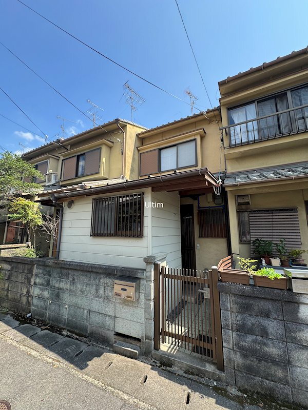 小栗栖中山田町４６－８貸家