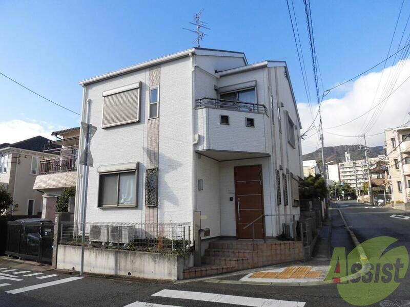 ディアコート御影 綺麗な外観ですね