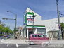 ファミリーマート松山平和通五丁目店（コンビニ）まで188m