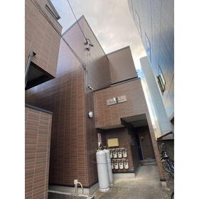 BOO.HOO.WOO. 平安通駅 1K 賃貸(賃貸マンション・アパート)