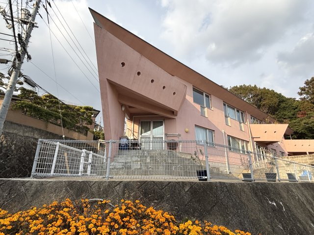 ロッカバレーナ　プロヴァンス三滝本町