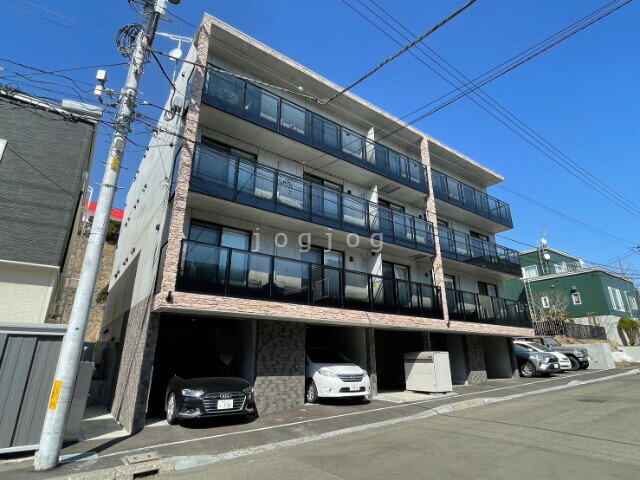 ａｍａｄｅｕｓ澄川