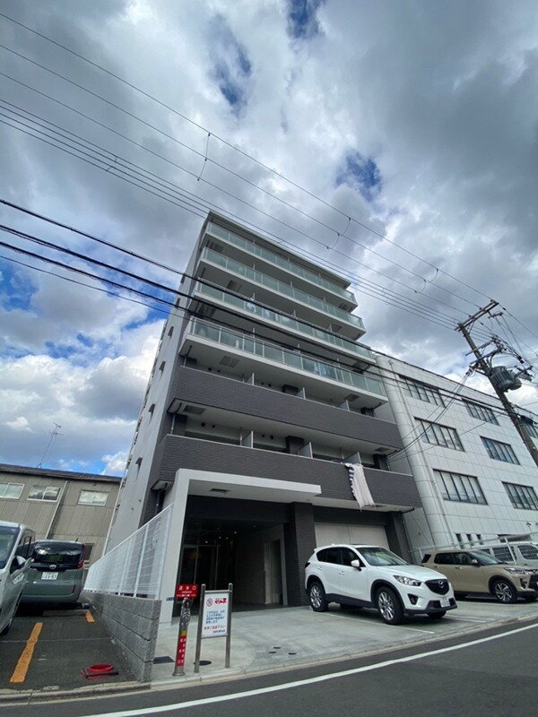 ライブガーデン江坂ＶＩＩＩ