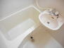 レオパレスアーリーバード 洗面台とユニット式のお風呂です