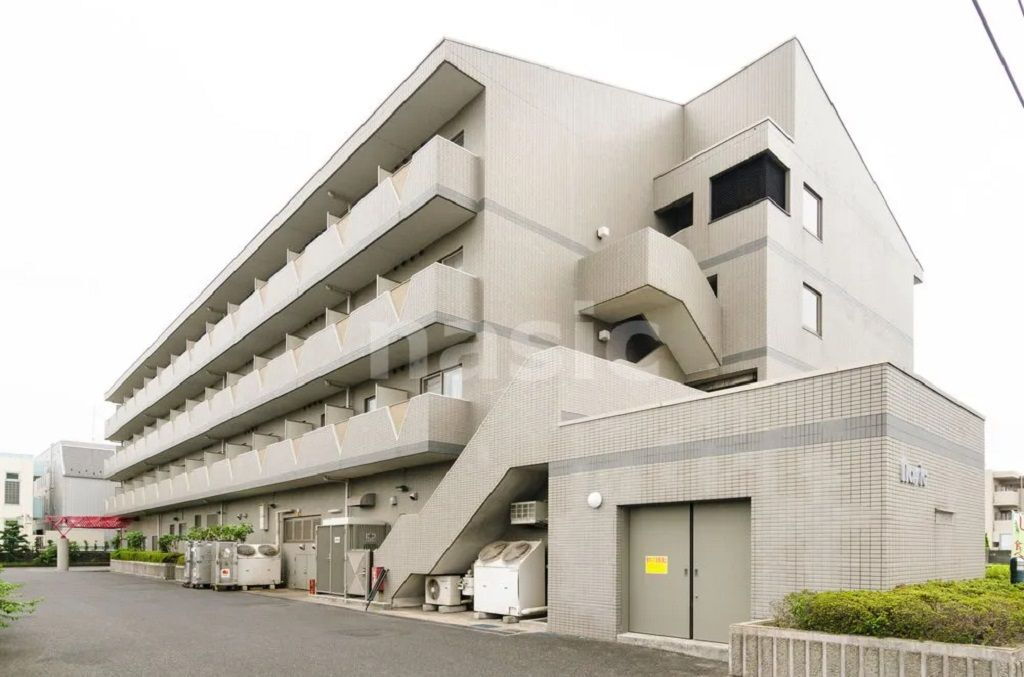 スチューデントハイツ前原 1階は和食レストランの夢庵!